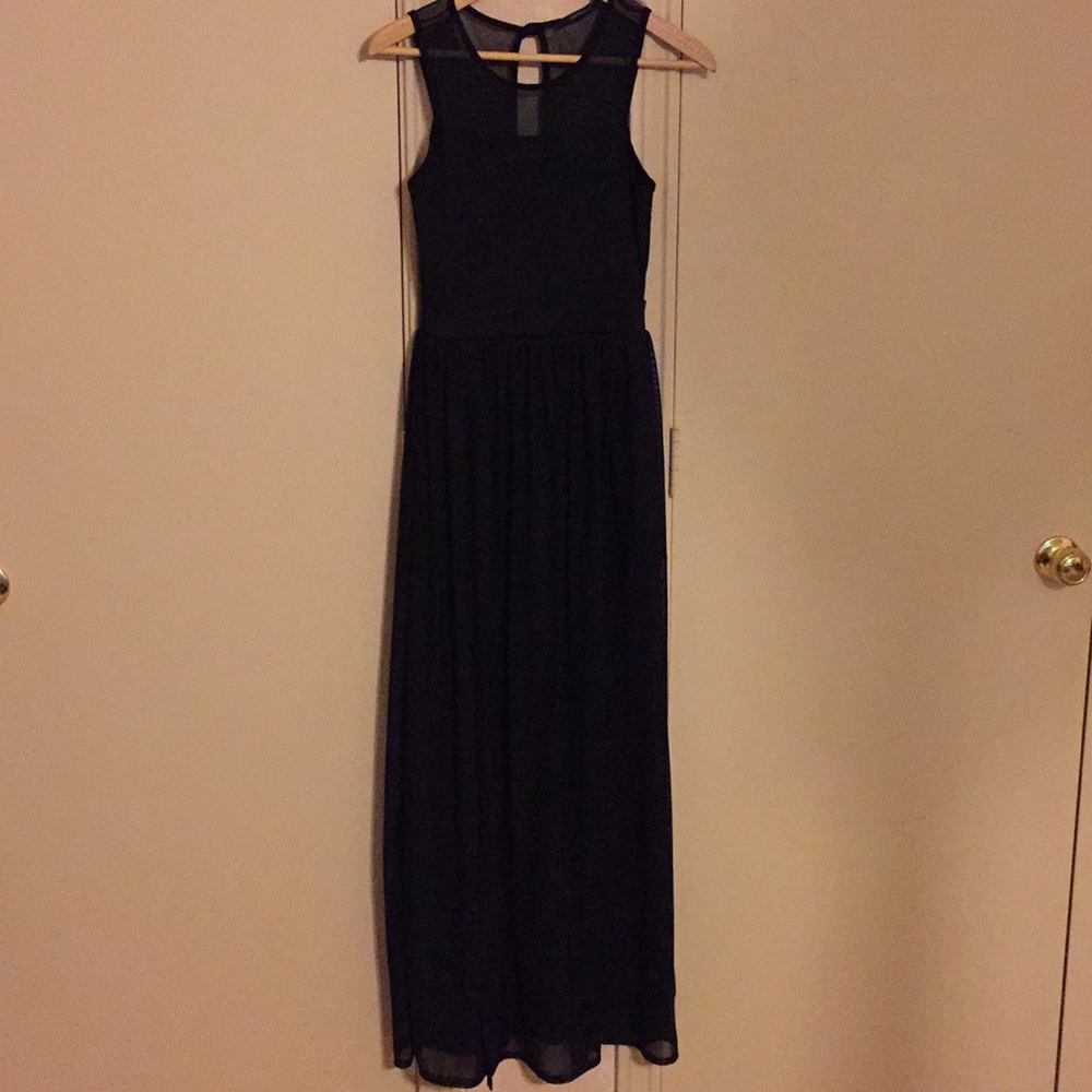 Forever 21 long black dress w/shorts attached M
